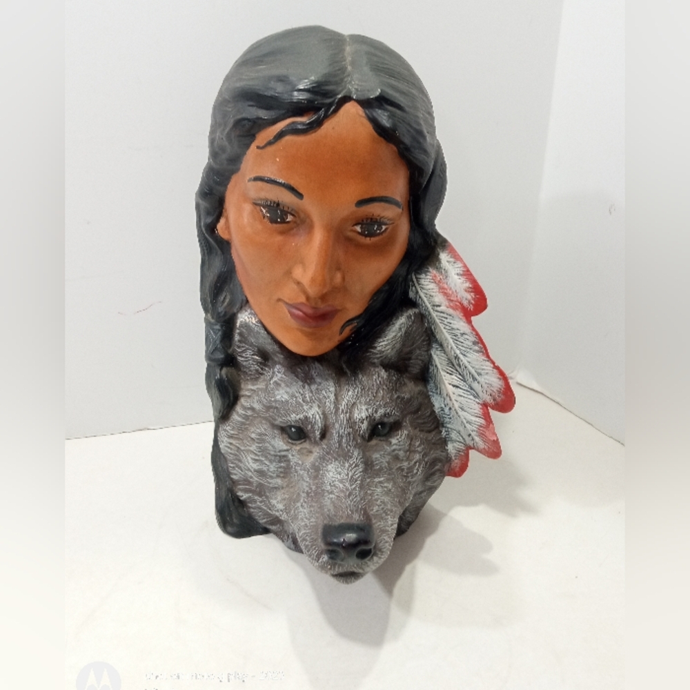 Native American Woman Wolf Stacked Head Statue PROVINCIAL MOLD 1993 Marked